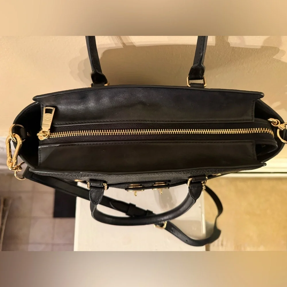 Coach Swagger Black Satchel Bag with Gold Accents F55665 EUC - Picture 12 of 16